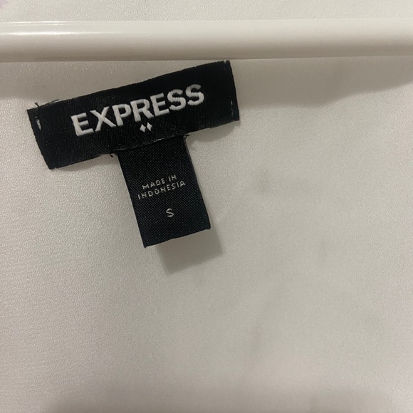 White Top - Picture 2 of 3